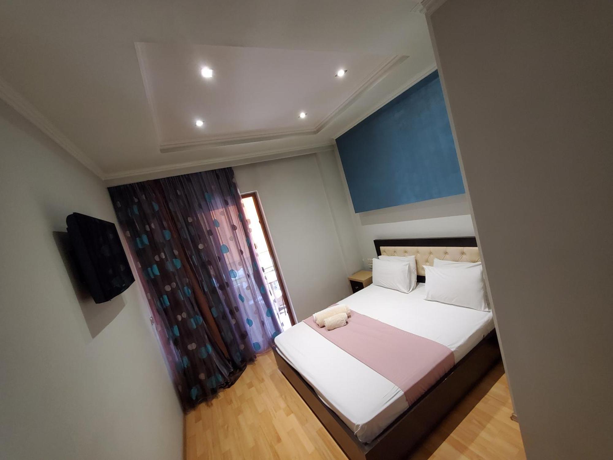 Hotel Shehu Gjirokastër Esterno foto