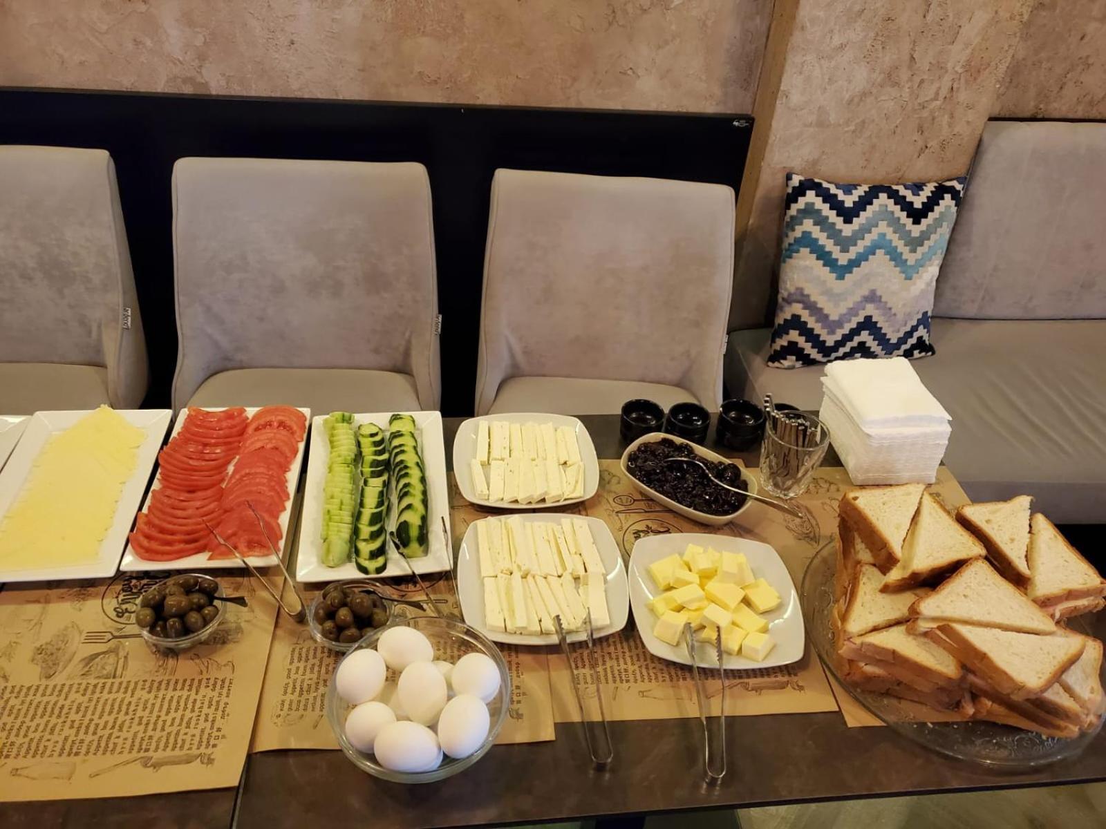 Hotel Shehu Gjirokastër Esterno foto